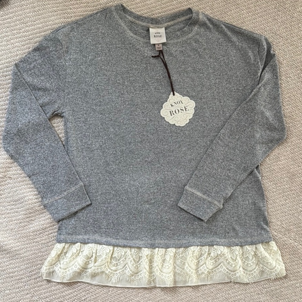 Knox Rose Gray Top with Cream Lace Hem